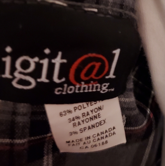 Women's dress - Picture 3 of 4